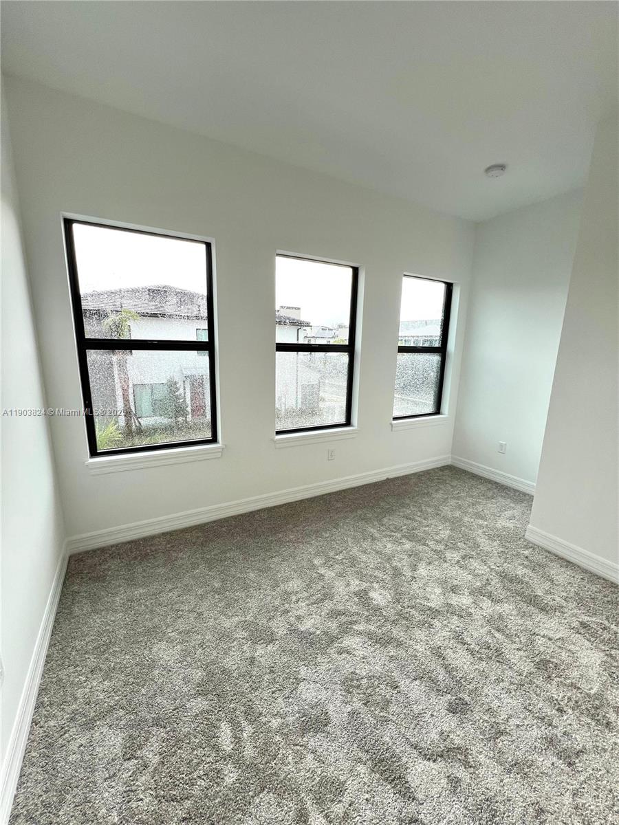 AMERICAN EXPRESS TRACT - Residential Lease