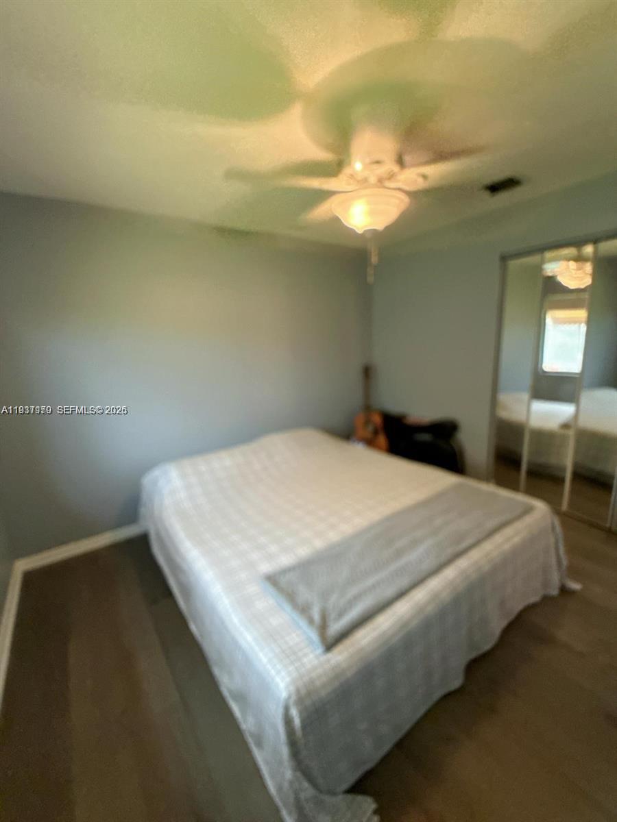 CAMELOT VILLAGE SEC 3 - Residential