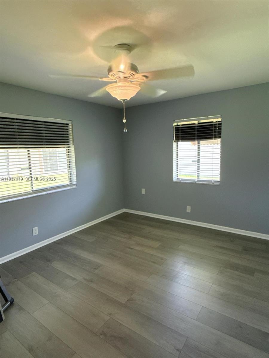 CAMELOT VILLAGE SEC 3 - Residential