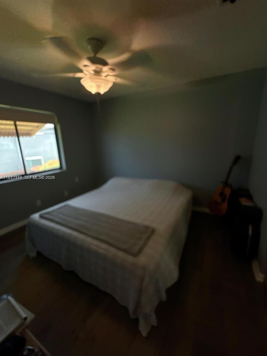 CAMELOT VILLAGE SEC 3 - Residential