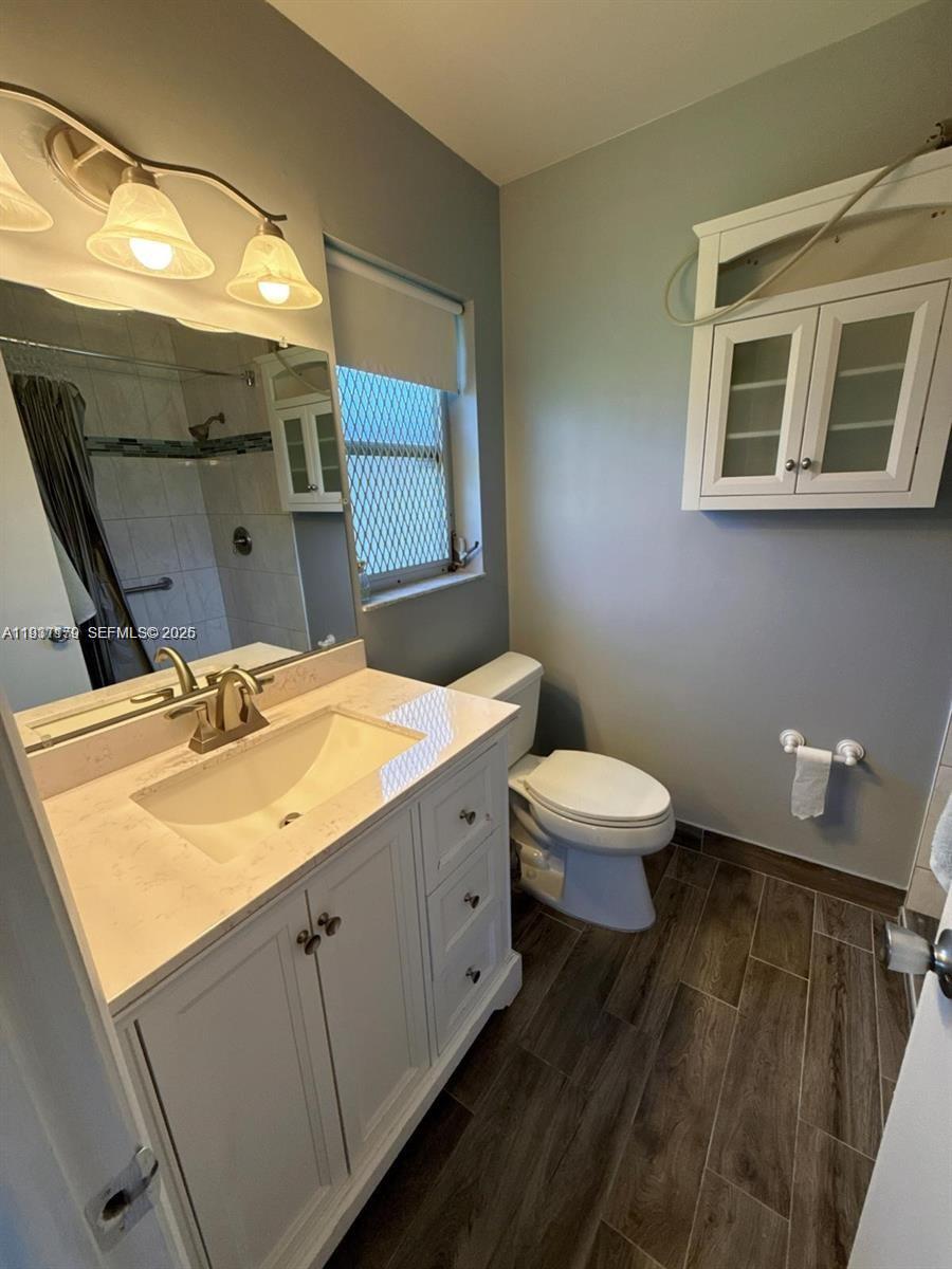 CAMELOT VILLAGE SEC 3 - Residential