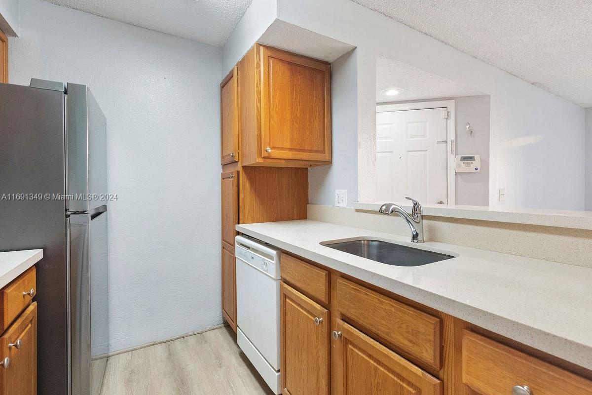 SUNDANCE AT DAVIE CONDO - Residential
