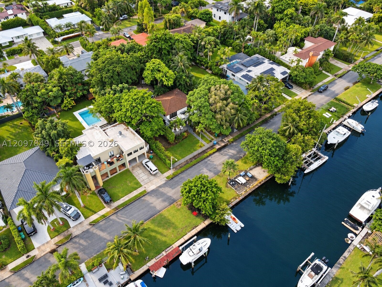 1210 NE 89th St, Miami, FL, 33138/$3,250,000 4 1210 NE 89th St