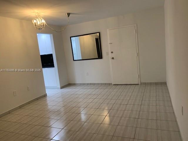 SUNSET VILLAS NO 3 CONDO - Residential