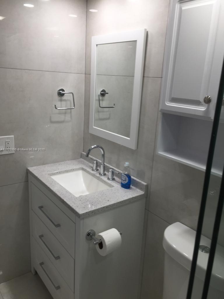 SUNSET VILLAS NO 3 CONDO - Residential