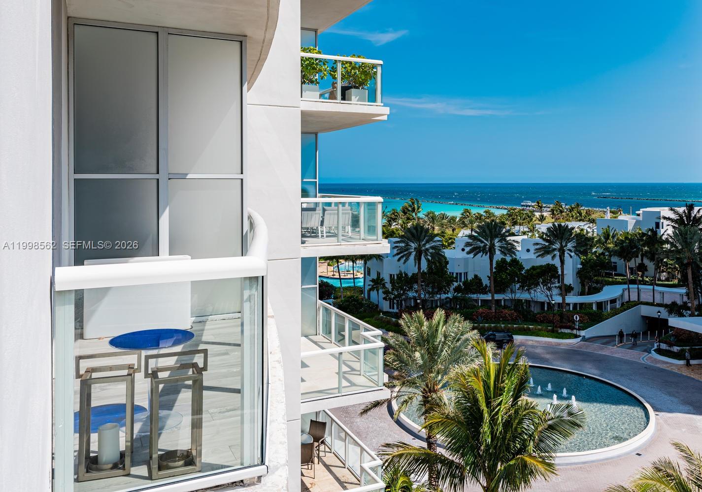 CONTINUUM ON SOUTH BEACH - Residential