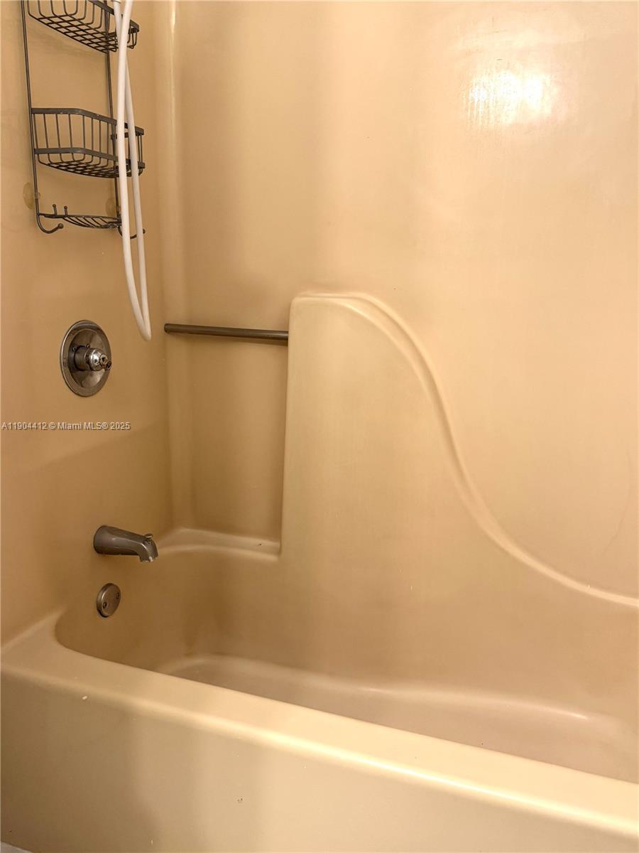 A J BENDLES SUB - Residential Lease