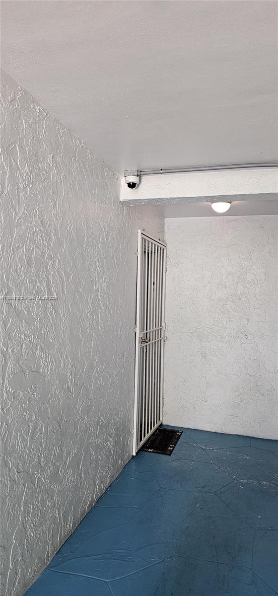 ARCH CREEK LANDING CONDO - Residential