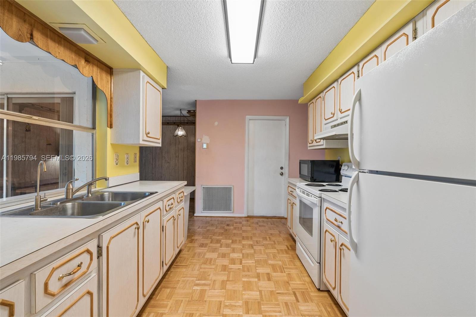 WESTWOOD COMMUNITY 5-A - Residential