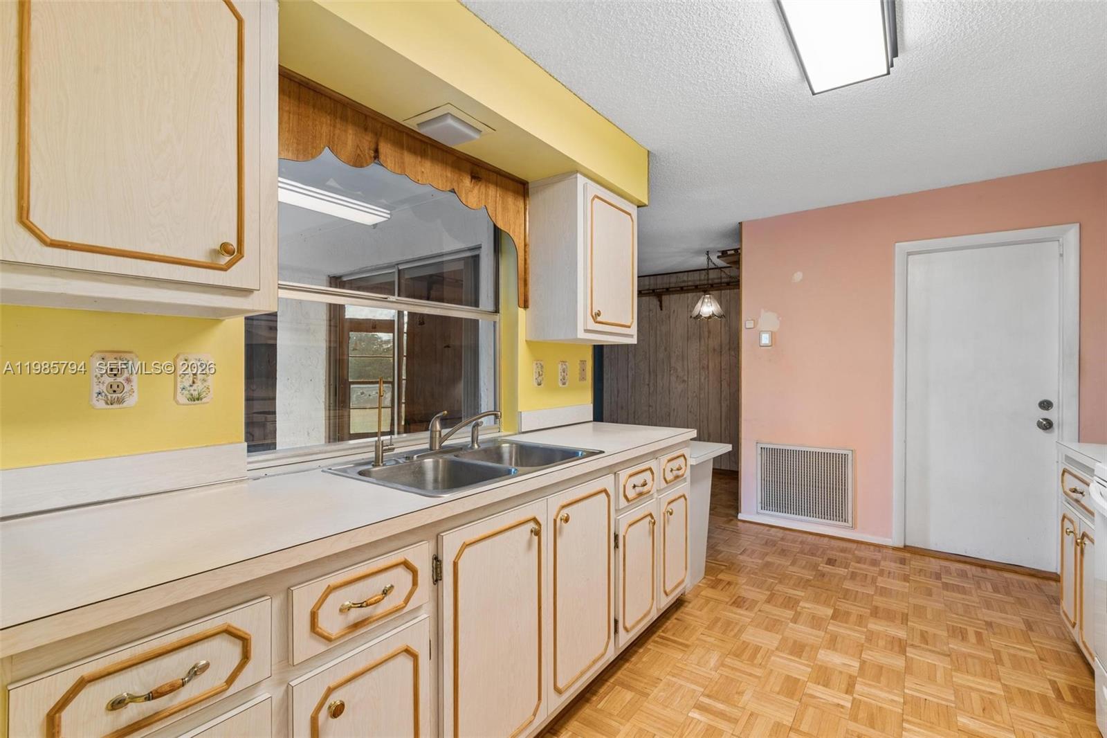 WESTWOOD COMMUNITY 5-A - Residential