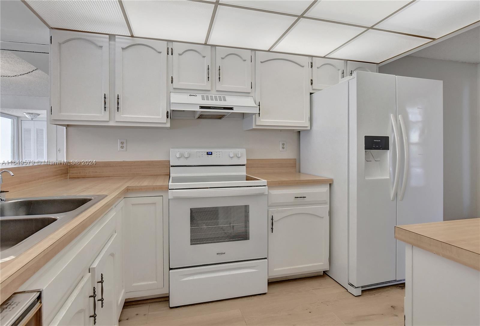 BOCA BAYOU CONDO - Residential
