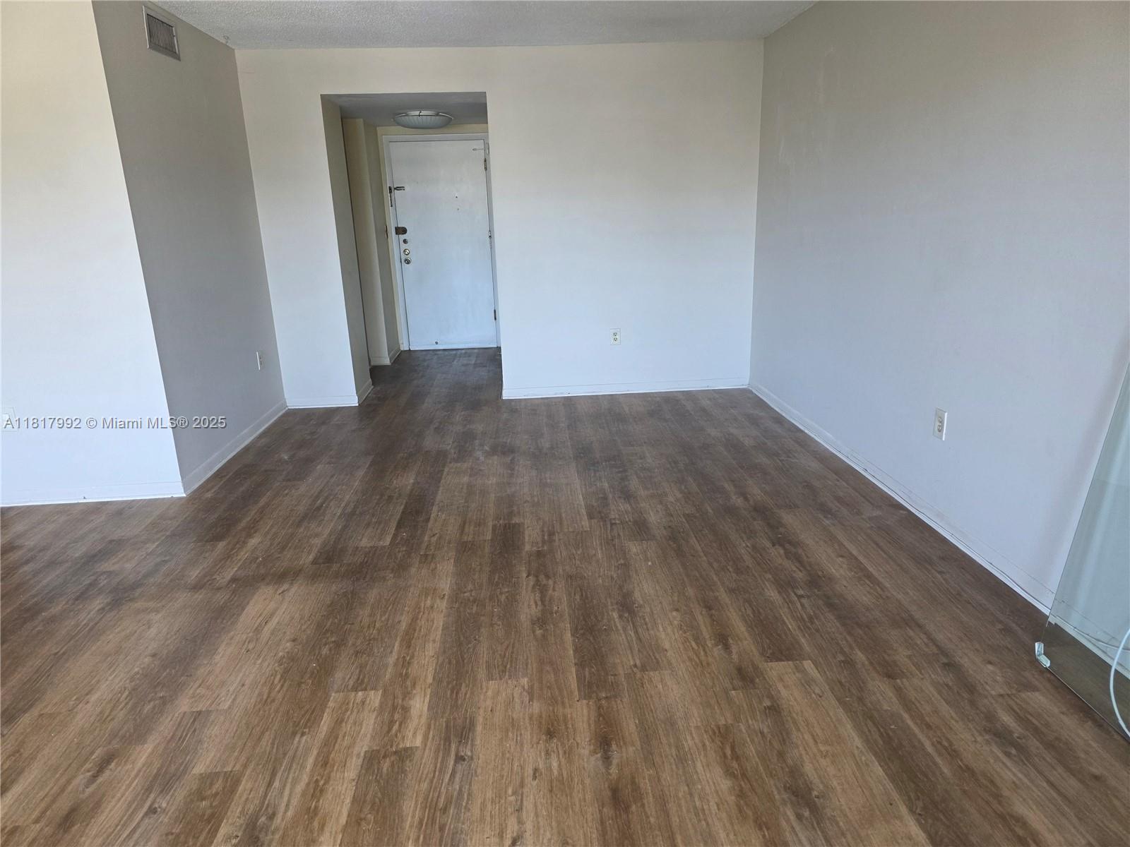1080 94th St 302