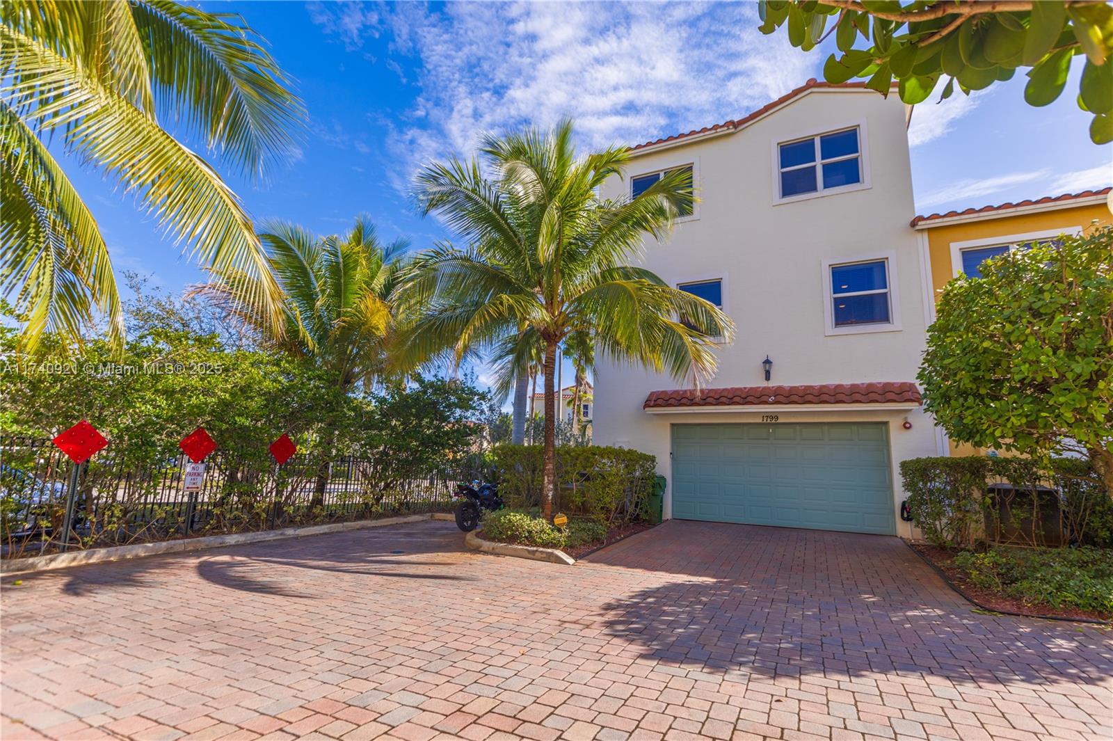 PEMBROKE FALLS-PHASE 1 - Residential