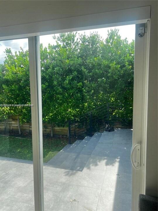 RAILWAY SHOPS ADDN 2ND AM - Residential Lease