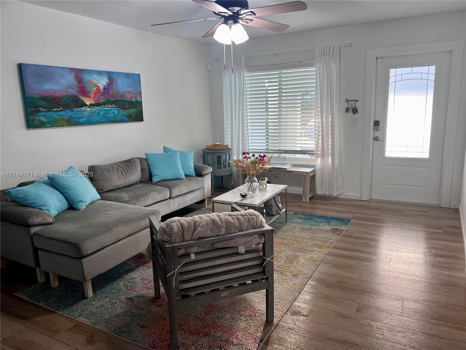 CORAL VILLAS REV - Residential