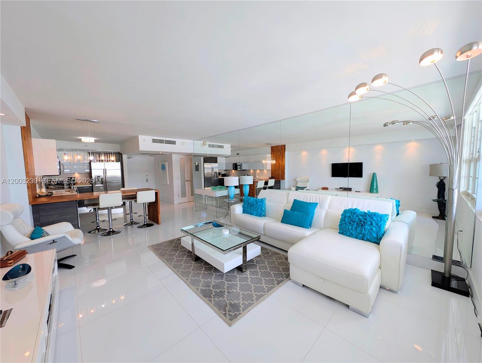 THE DECOPLAGE CONDO - Residential Lease