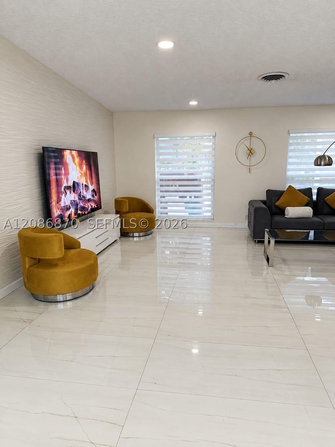 695 SW 65th Ave