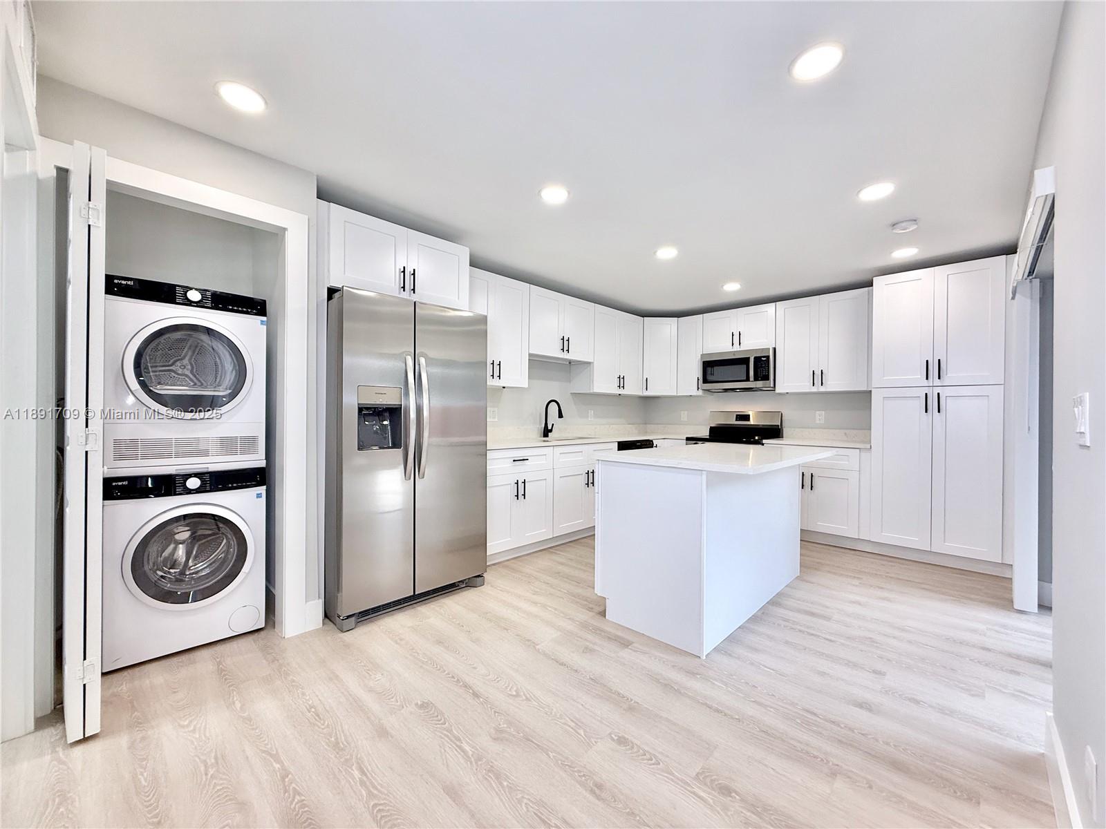 WOODVILLE - Residential