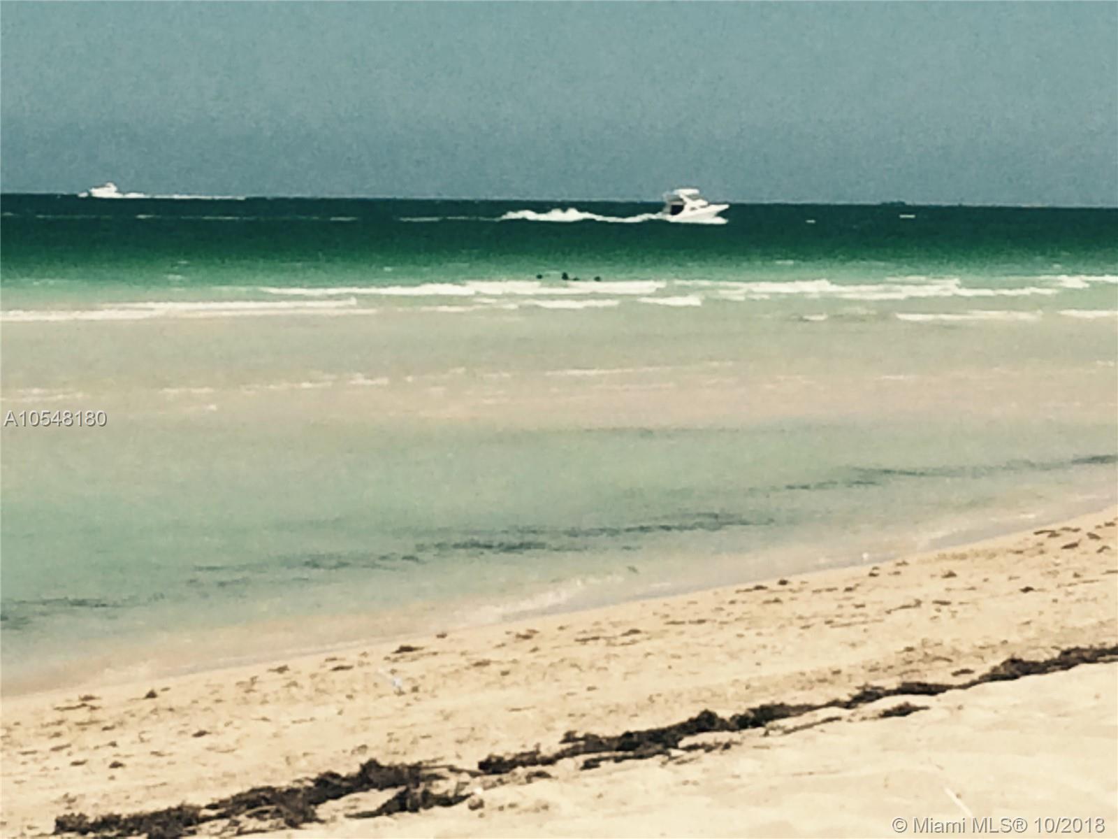 Millionaire row....Beautiful 2/2, access to the beach. Small and nice community at Terra Beachside.