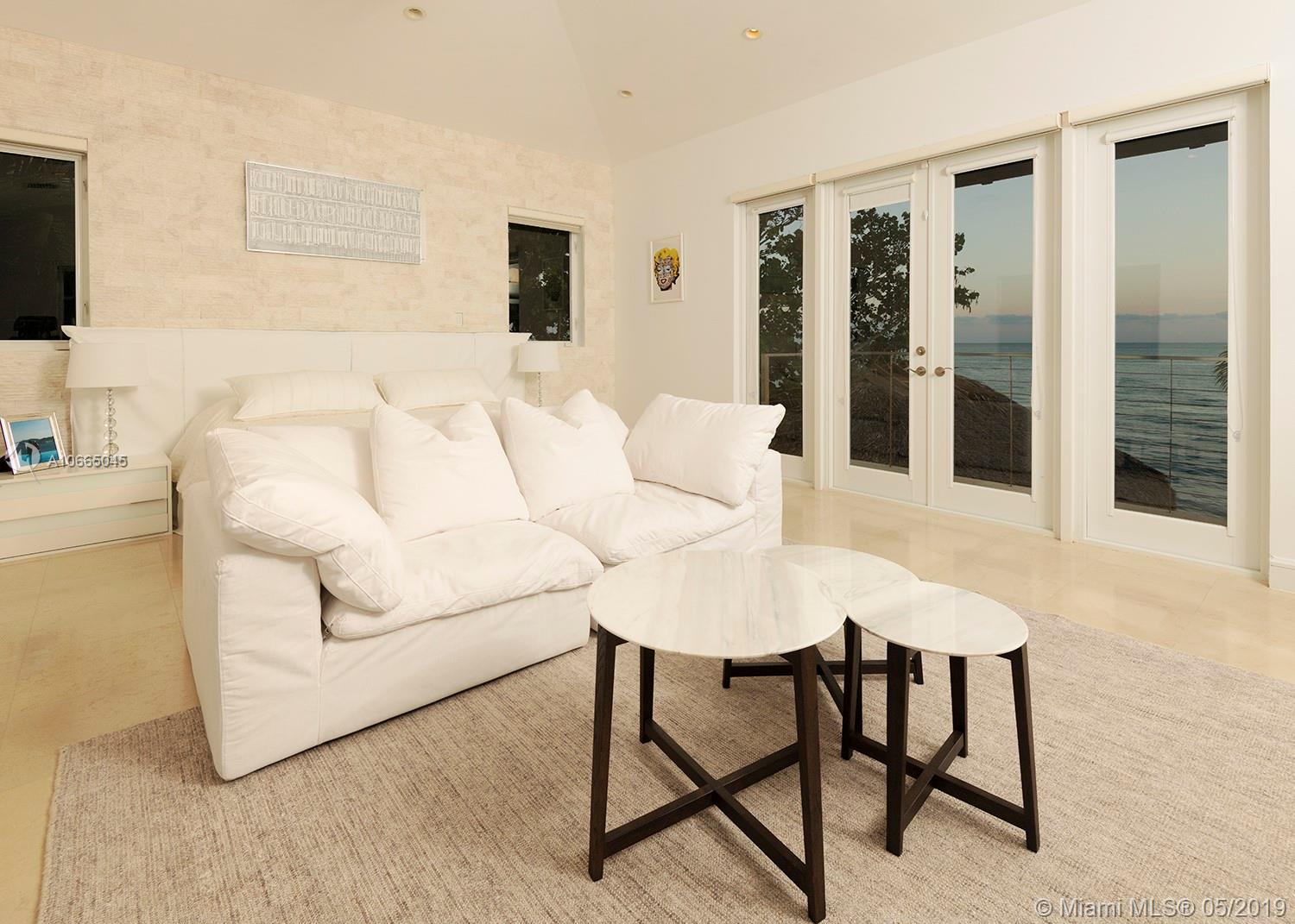 MASHTA ISLAND - Residential