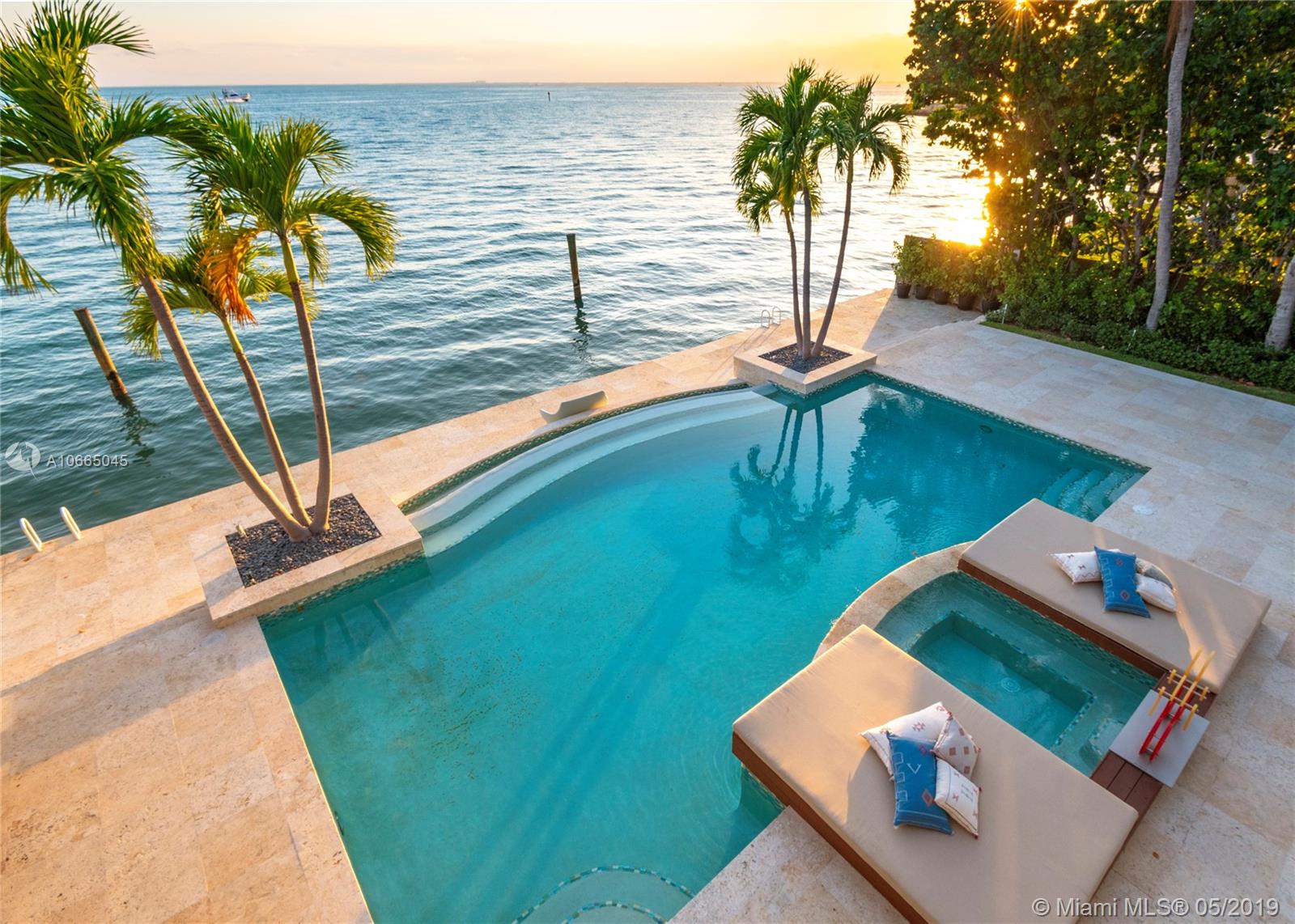 MASHTA ISLAND - Residential
