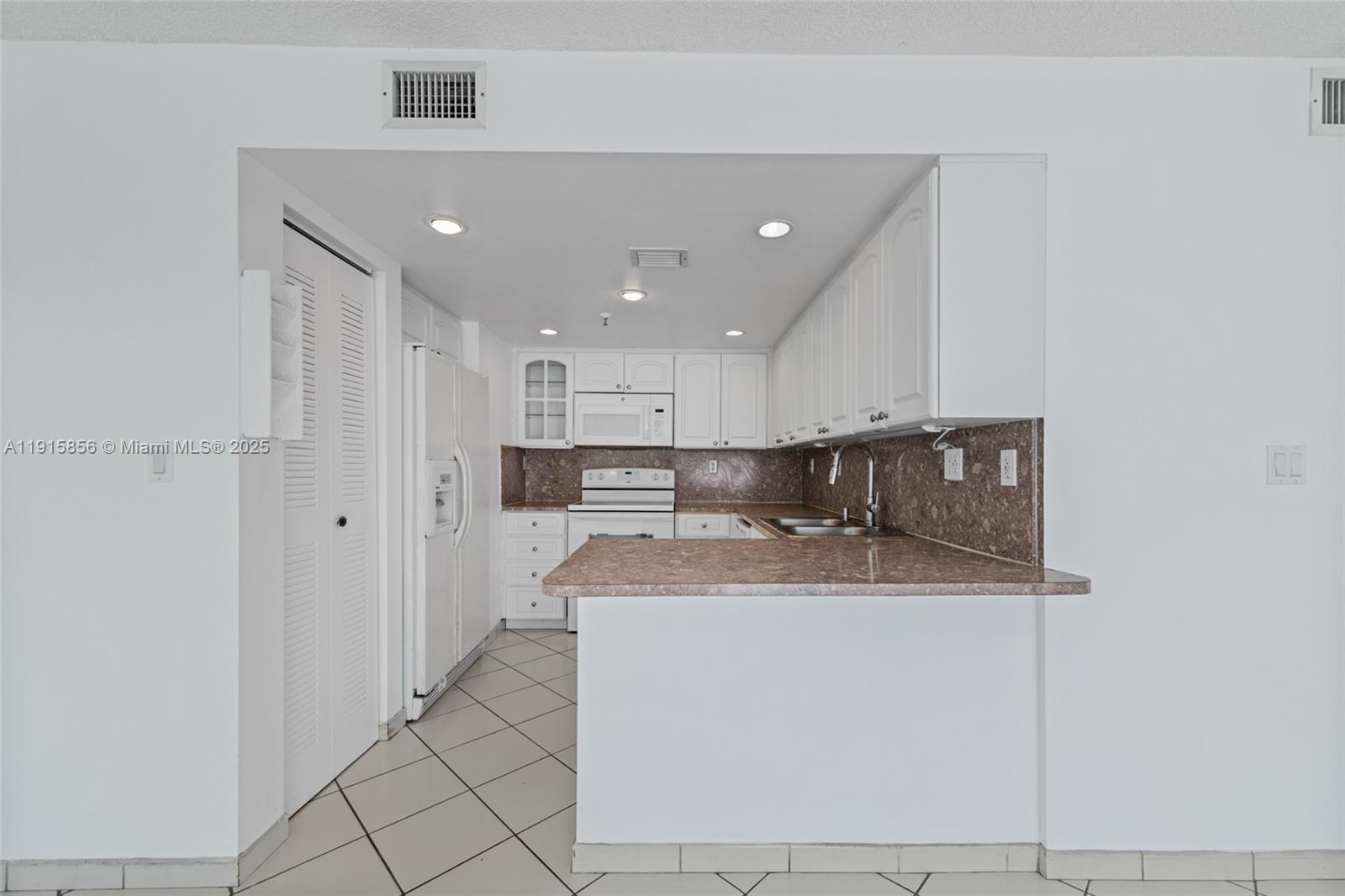 PARK BEACH CLUB CONDO - Residential