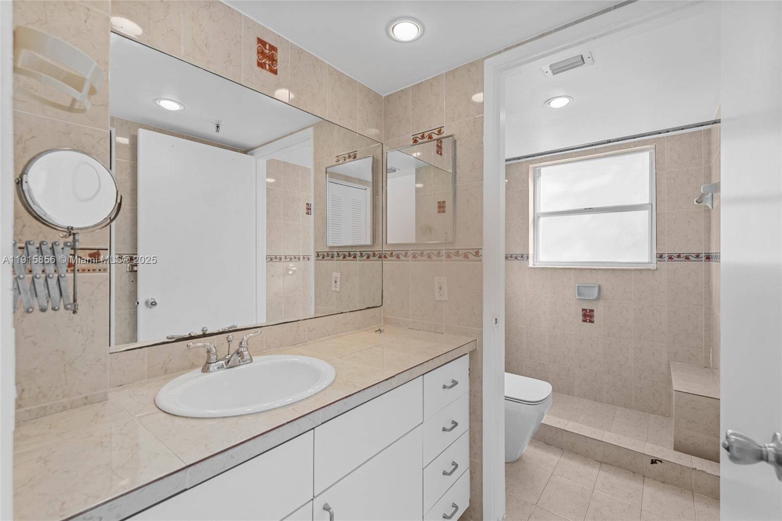 PARK BEACH CLUB CONDO - Residential