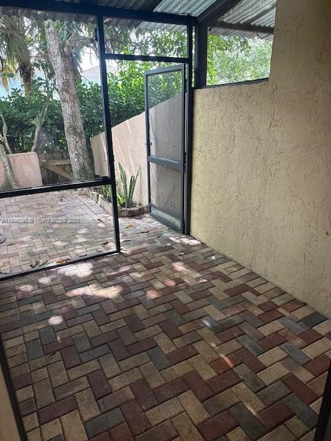 CARDINAL GREENS TOWNHOUSE - Residential Lease