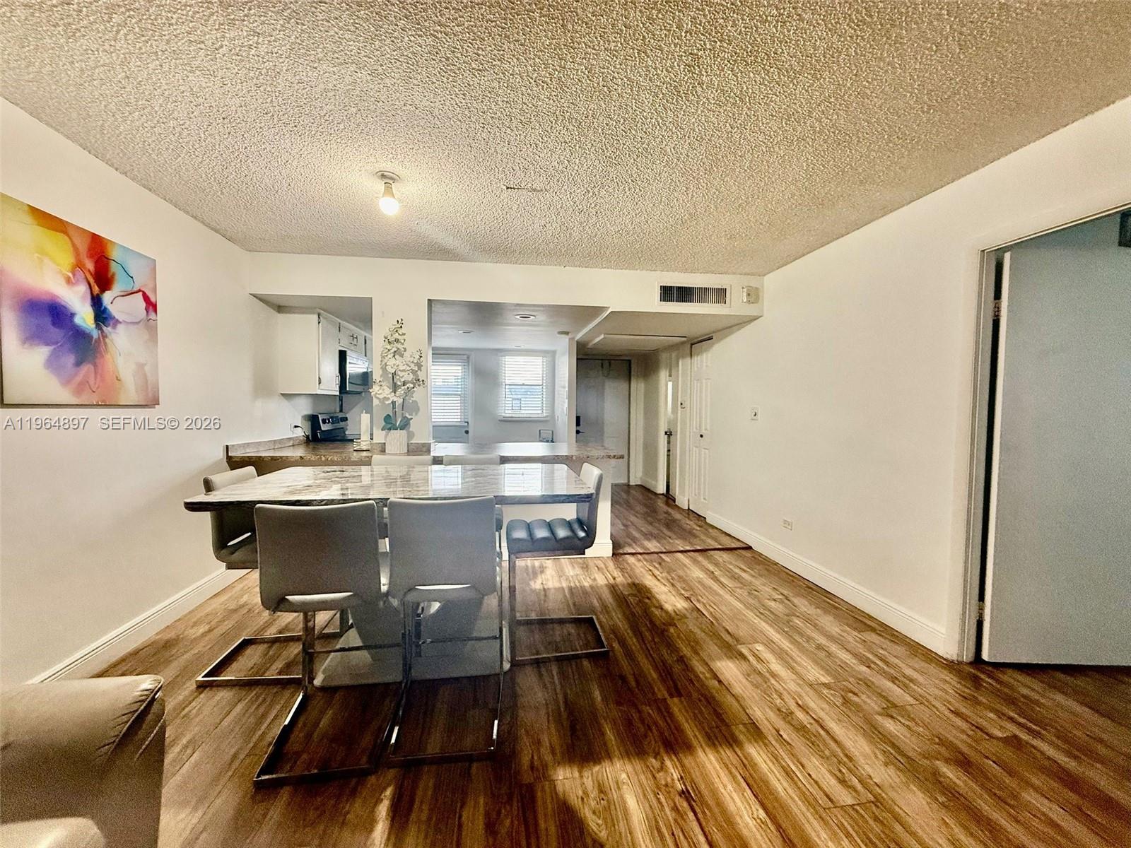 ROYAL OAKS CONDO - Residential