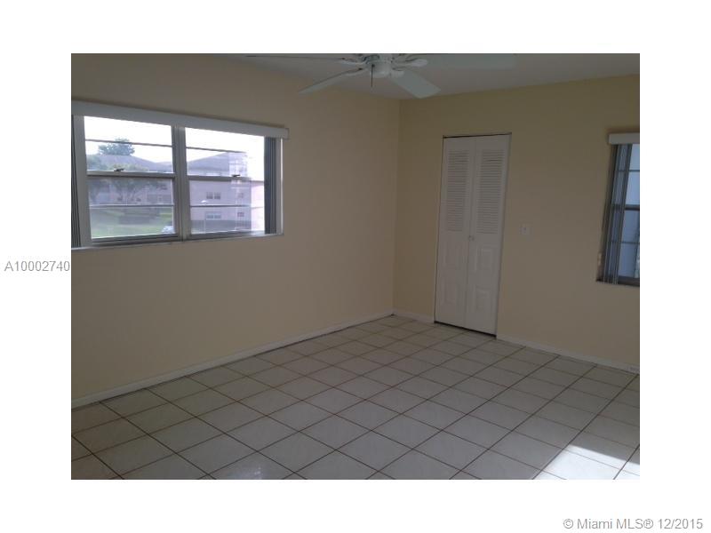 NEW HAMPTON AT CENTURY VI - Residential Lease