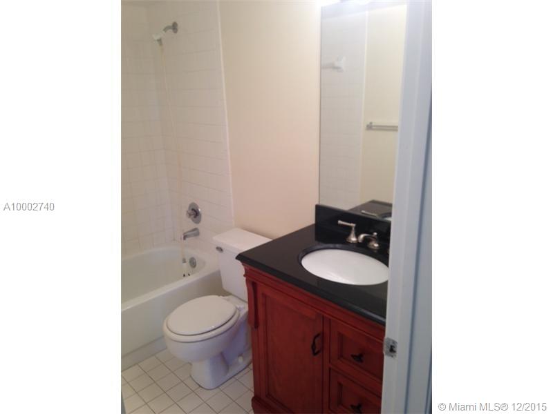 NEW HAMPTON AT CENTURY VI - Residential Lease