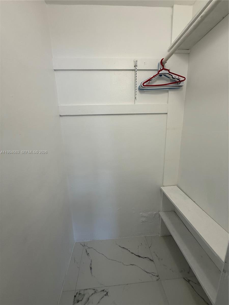 IVES ESTATES SEC 1 - Residential Lease