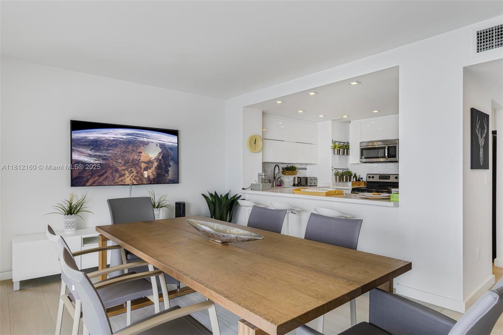 JOCKEY CLUB CONDO - Residential