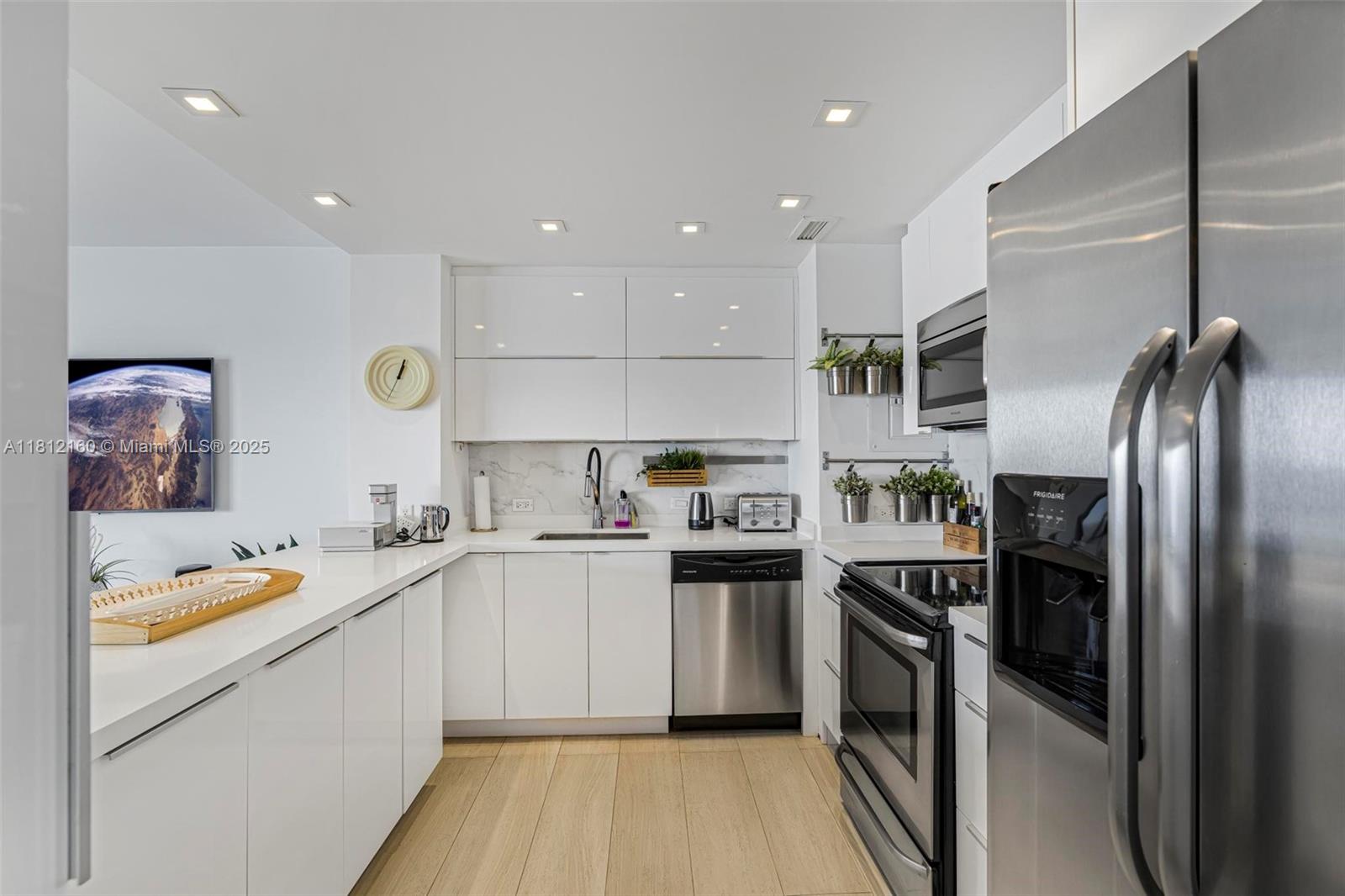 JOCKEY CLUB CONDO - Residential