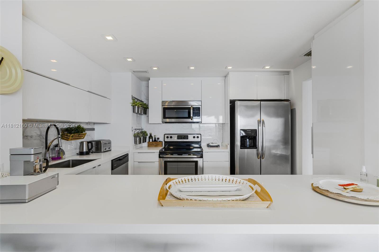 JOCKEY CLUB CONDO - Residential