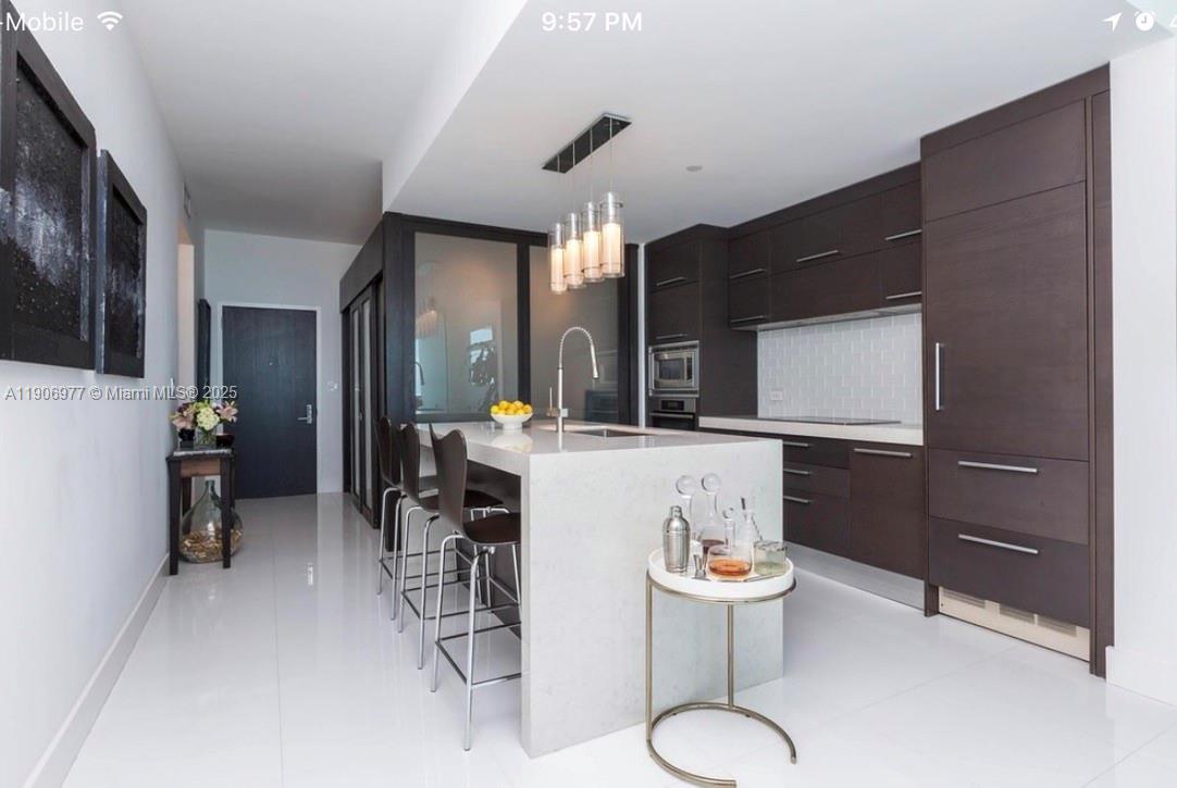 900 BISCAYNE BAY CONDO - Residential Lease