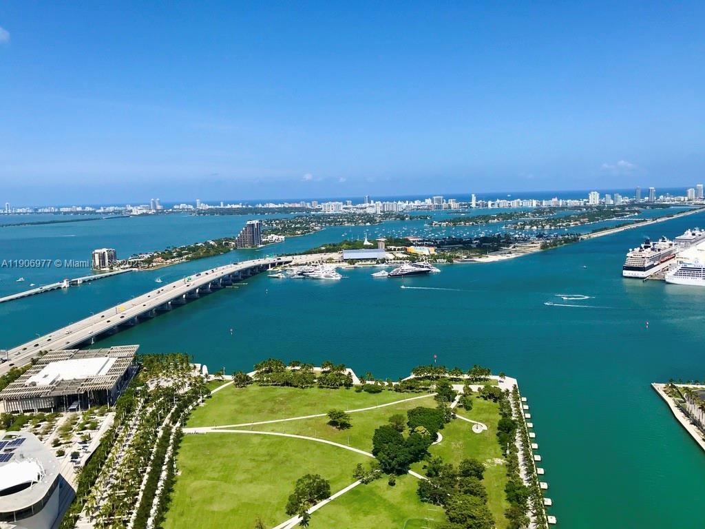 900 BISCAYNE BAY CONDO - Residential Lease