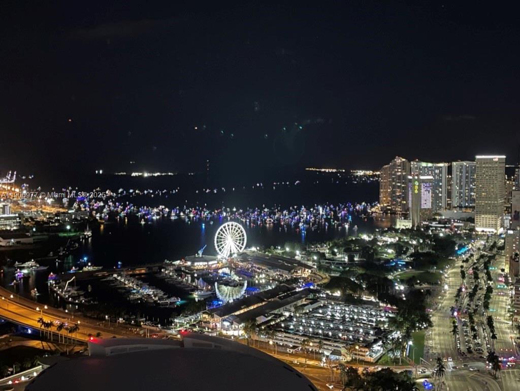 900 BISCAYNE BAY CONDO - Residential Lease