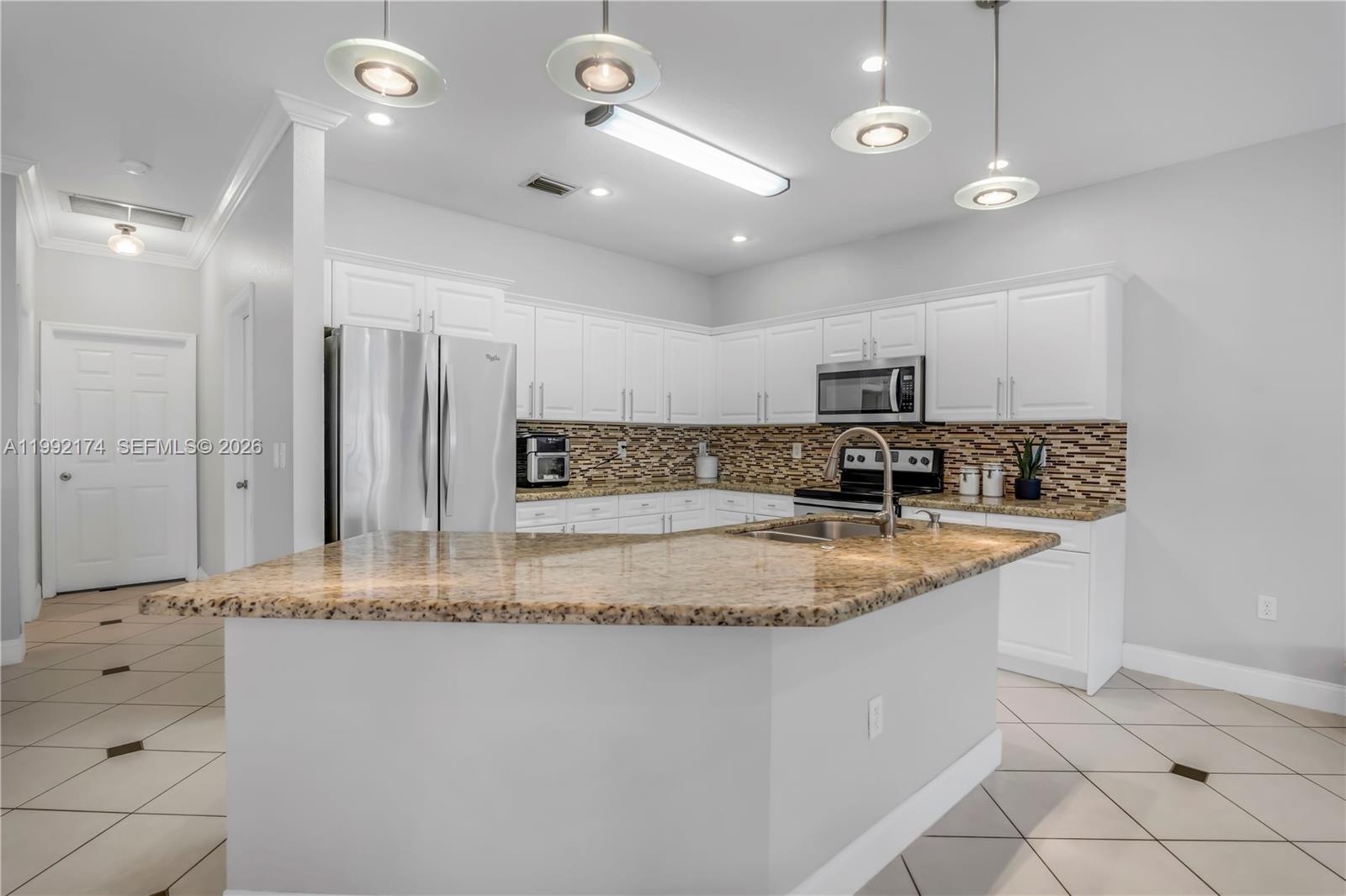 SILVER SHORES (PARCELS A - Residential