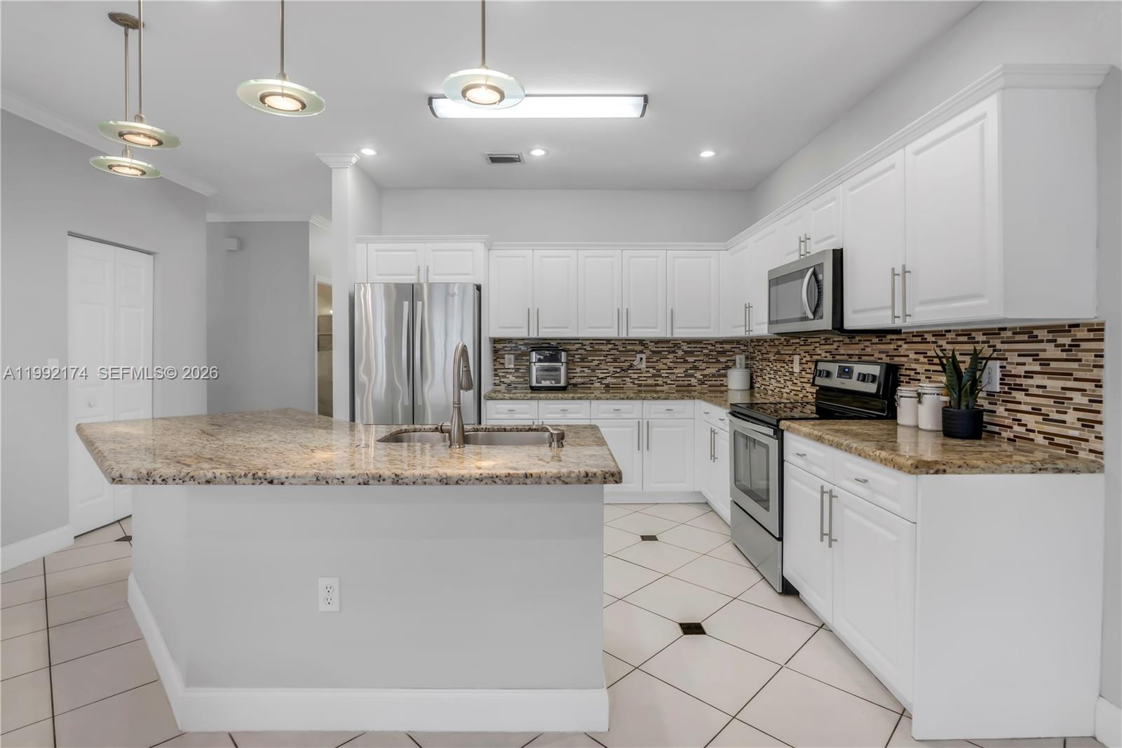 SILVER SHORES (PARCELS A - Residential