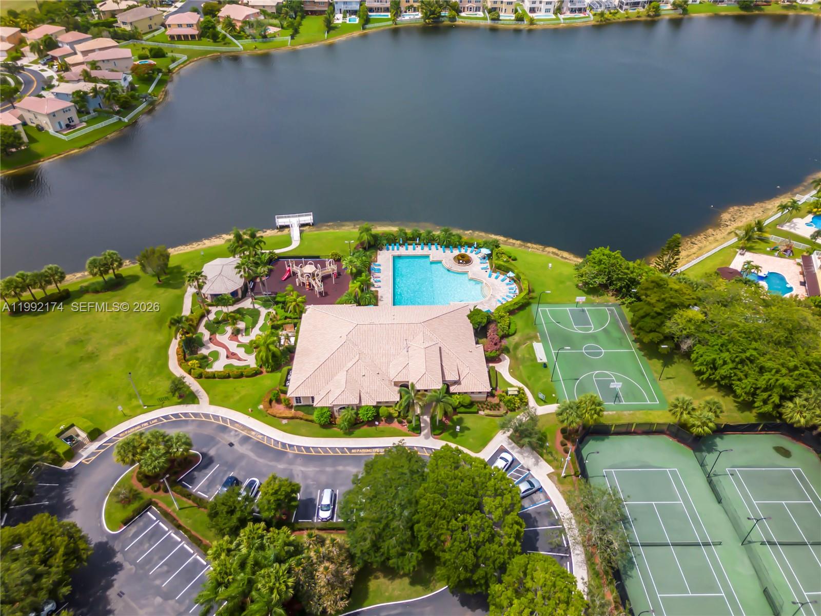 SILVER SHORES (PARCELS A - Residential