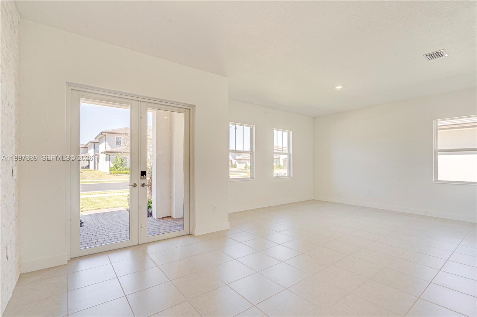 Crescent Ridge - Residential Lease