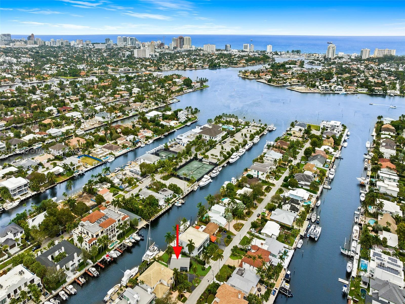 LAUDERDALE HARBORS SEC A - Residential