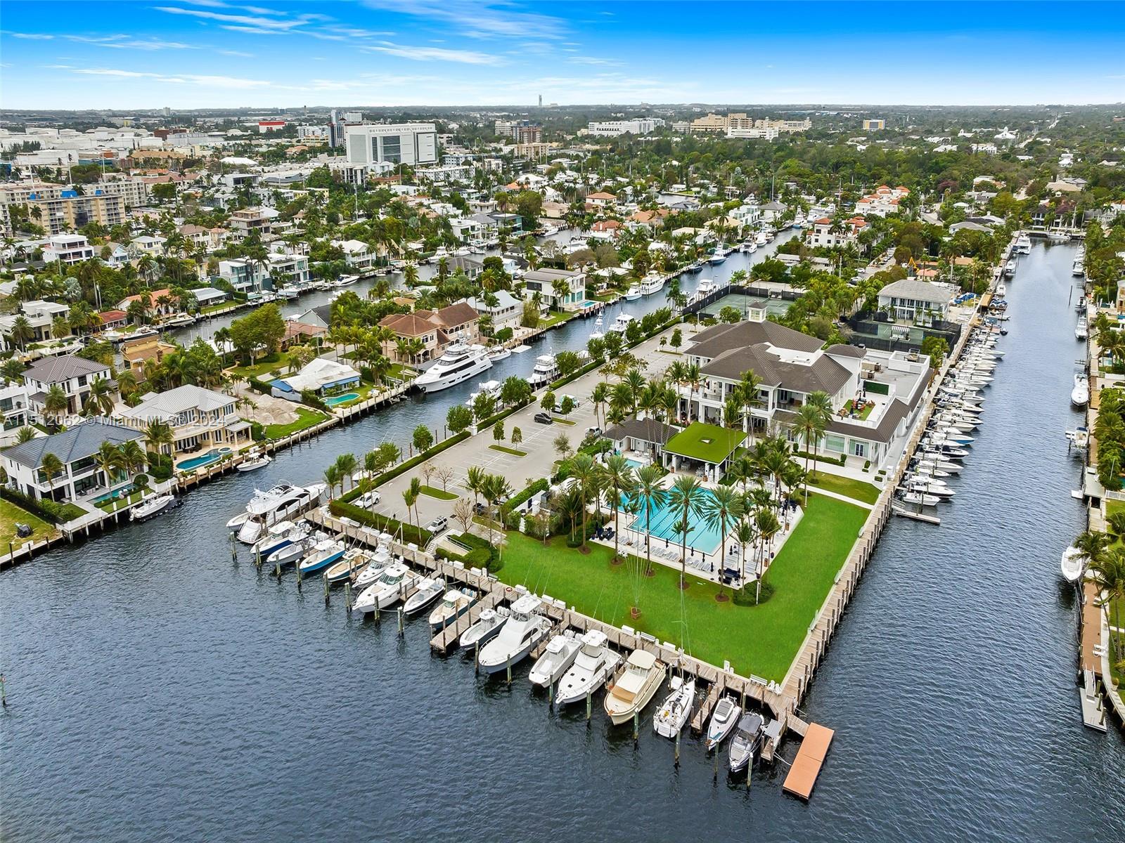 LAUDERDALE HARBORS SEC A - Residential