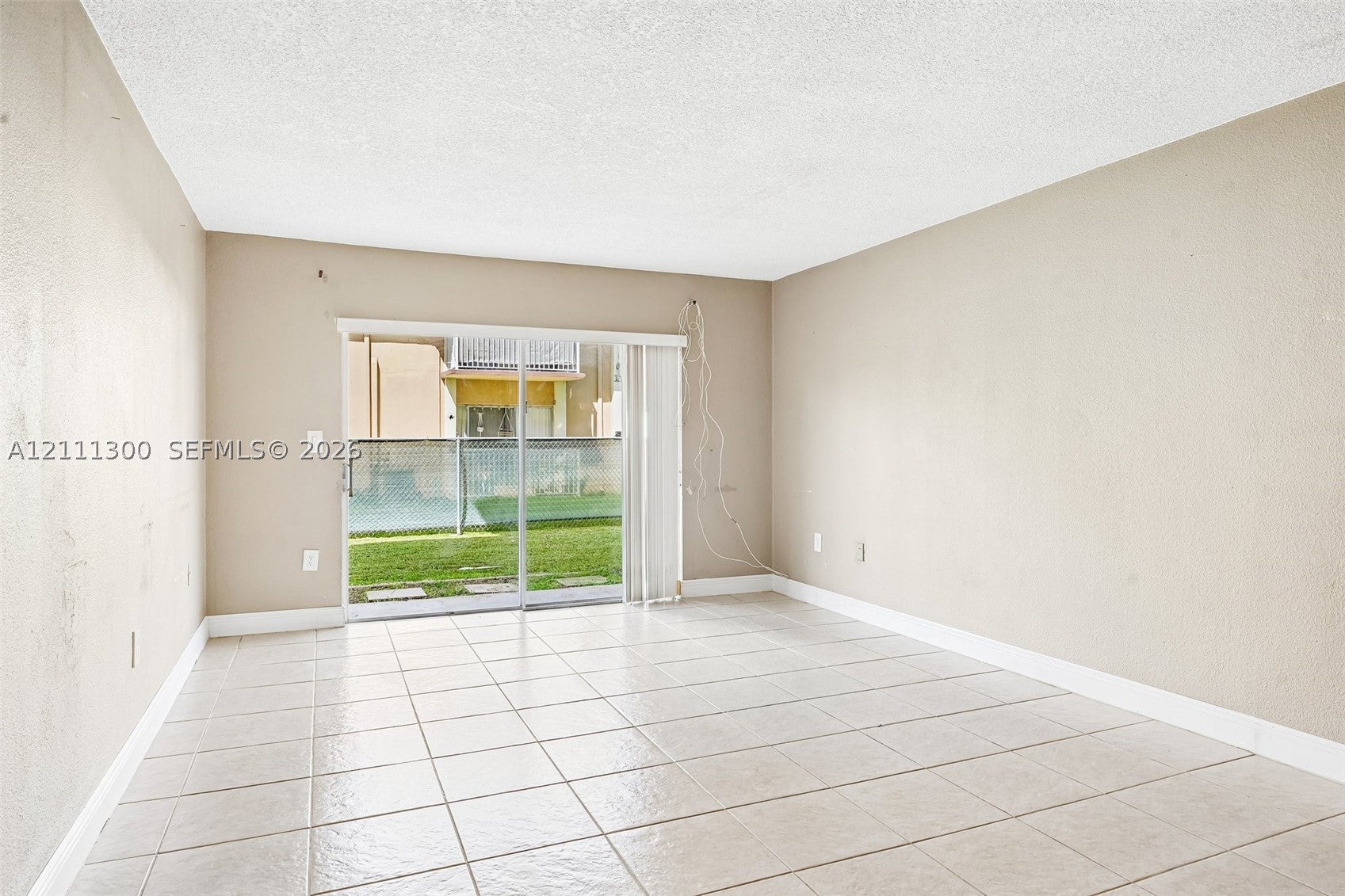 5400 SW 77th Ct 1J