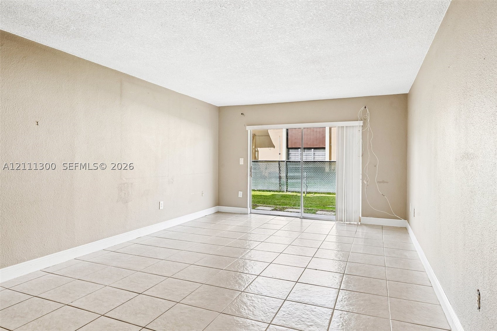 5400 SW 77th Ct 1J
