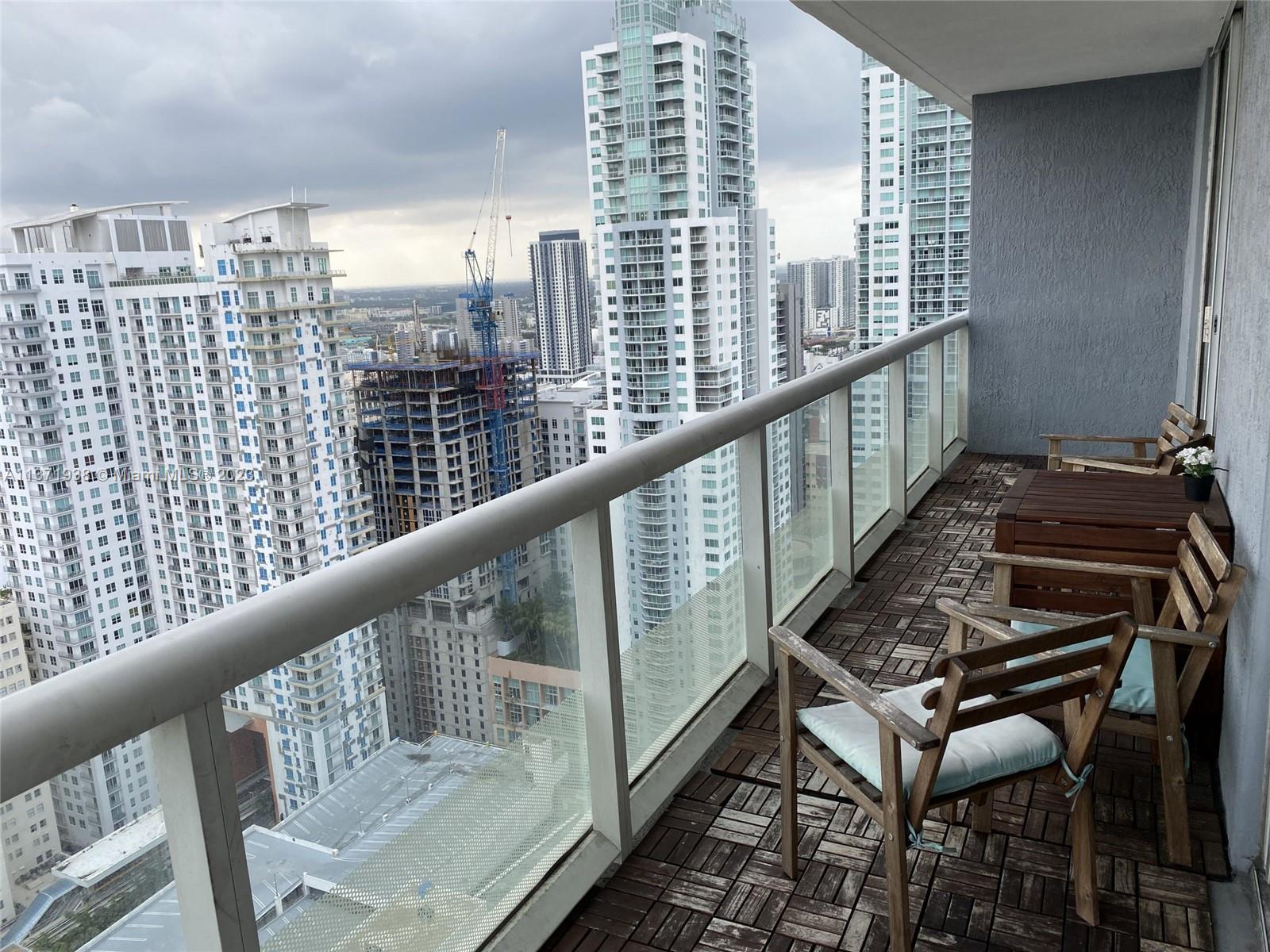 50 BISCAYNE CONDO - Residential Lease