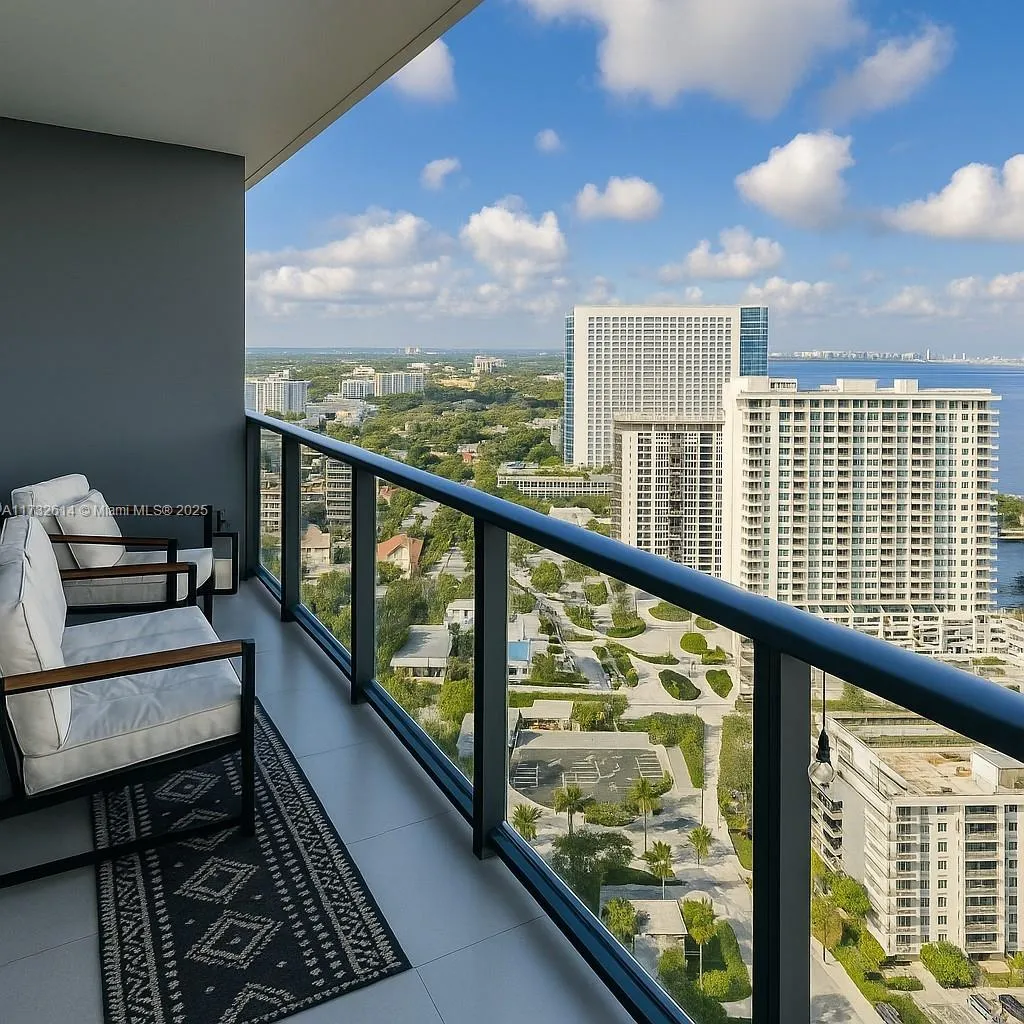 Miami, Florida 33137, United States, 1 Bedroom Bedrooms, ,2 BathroomsBathrooms,Residential,Active,13805