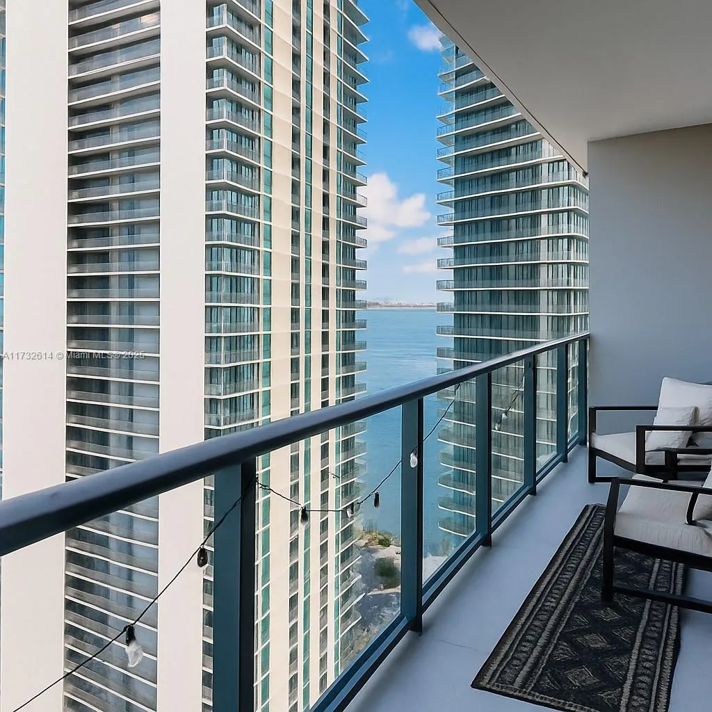 Miami, Florida 33137, United States, 1 Bedroom Bedrooms, ,2 BathroomsBathrooms,Residential,Active,13805