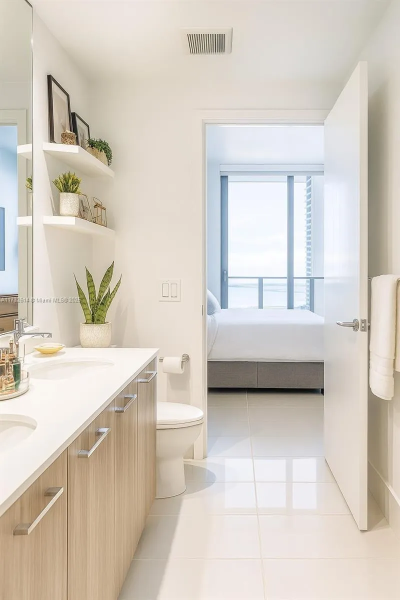 Miami, Florida 33137, United States, 1 Bedroom Bedrooms, ,2 BathroomsBathrooms,Residential,Active,13805